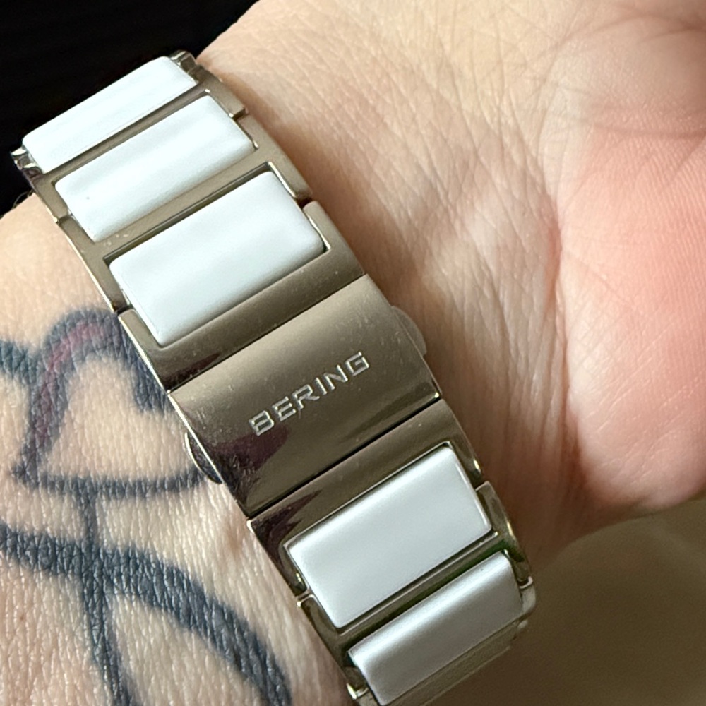 BERING Ceramic Polished With Swarovski Crystals - Picture 2 of 6